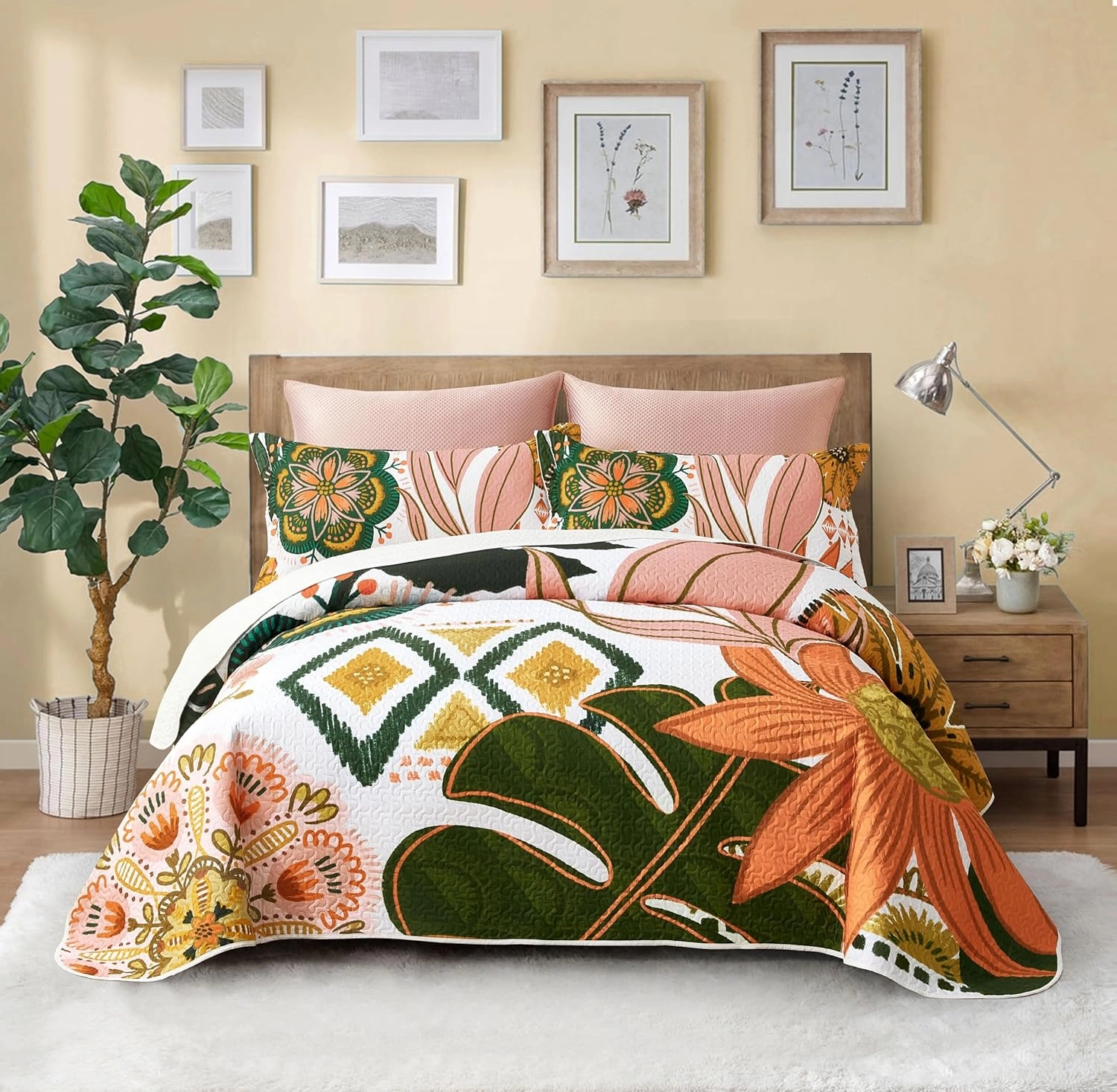 3 Piece Boho Floral King Size Quilt Sets Farmhouse Botanical Reversible Lightweight Bedspread Coverlet with 2 Shams Mid Century Leaves Microfiber Bedding Quilts Set for All Season, 106''x96''