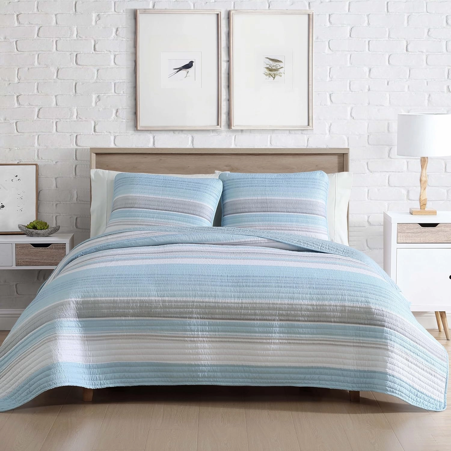 Beatrice Home Fashions Coralinn Striped 3-Piece Quilt Set, Lightweight, All-Seasons, King, Blue Gray