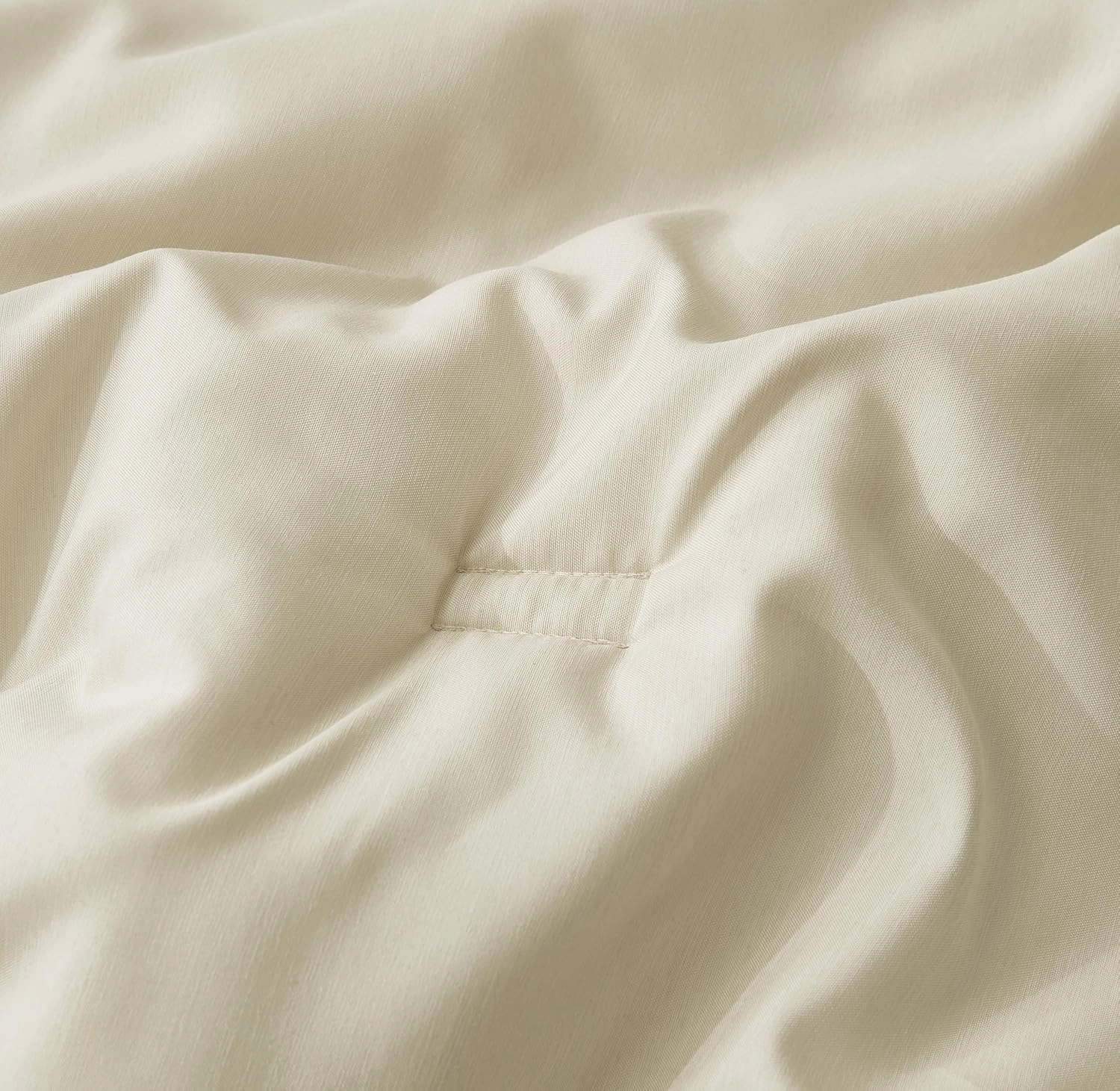 Chezmoi Collection Cliff 3-Piece Lightweight Cooling Comforter Set, Oversized King - Rayon Derived from Bamboo & Polyester Blended, Soft Breathable Bedding for Hot Sleepers, Sand