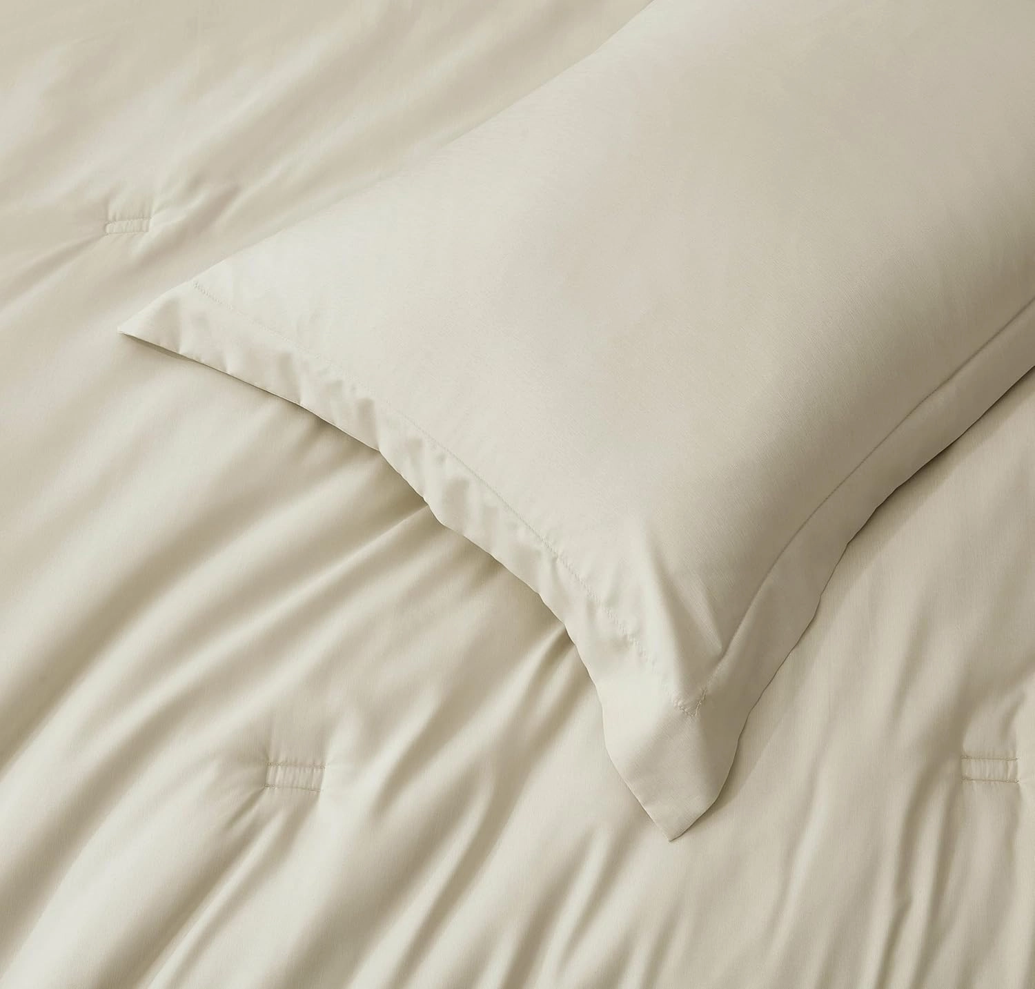 Chezmoi Collection Cliff 3-Piece Lightweight Cooling Comforter Set, Oversized King - Rayon Derived from Bamboo & Polyester Blended, Soft Breathable Bedding for Hot Sleepers, Sand