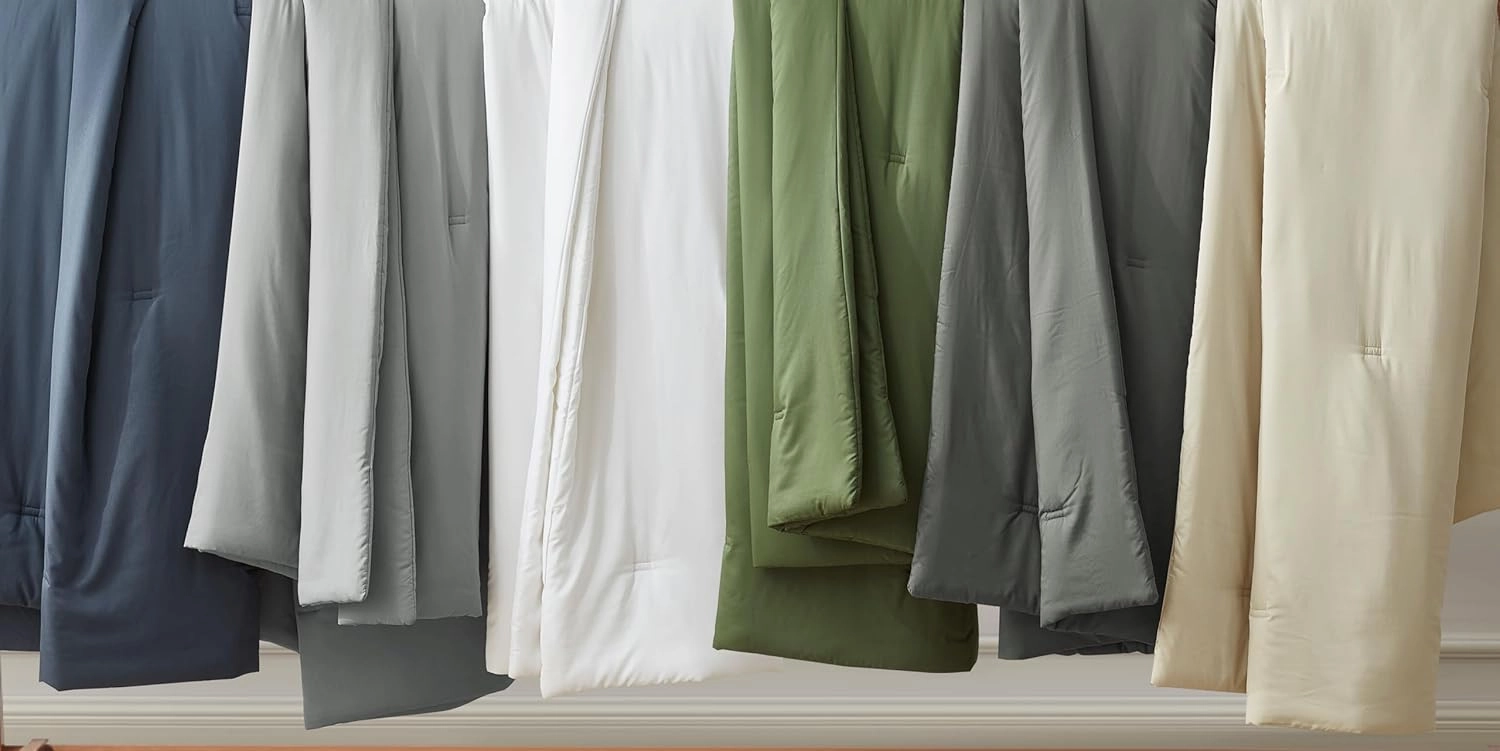 Chezmoi Collection Cliff 3-Piece Lightweight Cooling Comforter Set, Oversized King - Rayon Derived from Bamboo & Polyester Blended, Soft Breathable Bedding for Hot Sleepers, Sand