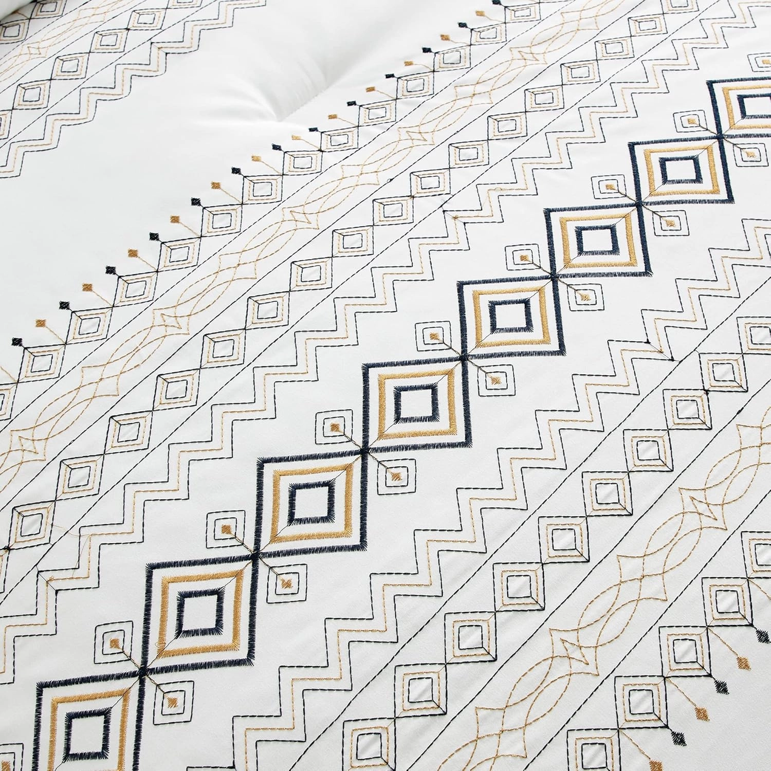 Chezmoi Collection Hart 7-Piece Southwestern Boho Comforter Set Queen Size - White/Navy/Blue/Gold Geometric Embroidery Lightweight Bedding Set for All Season