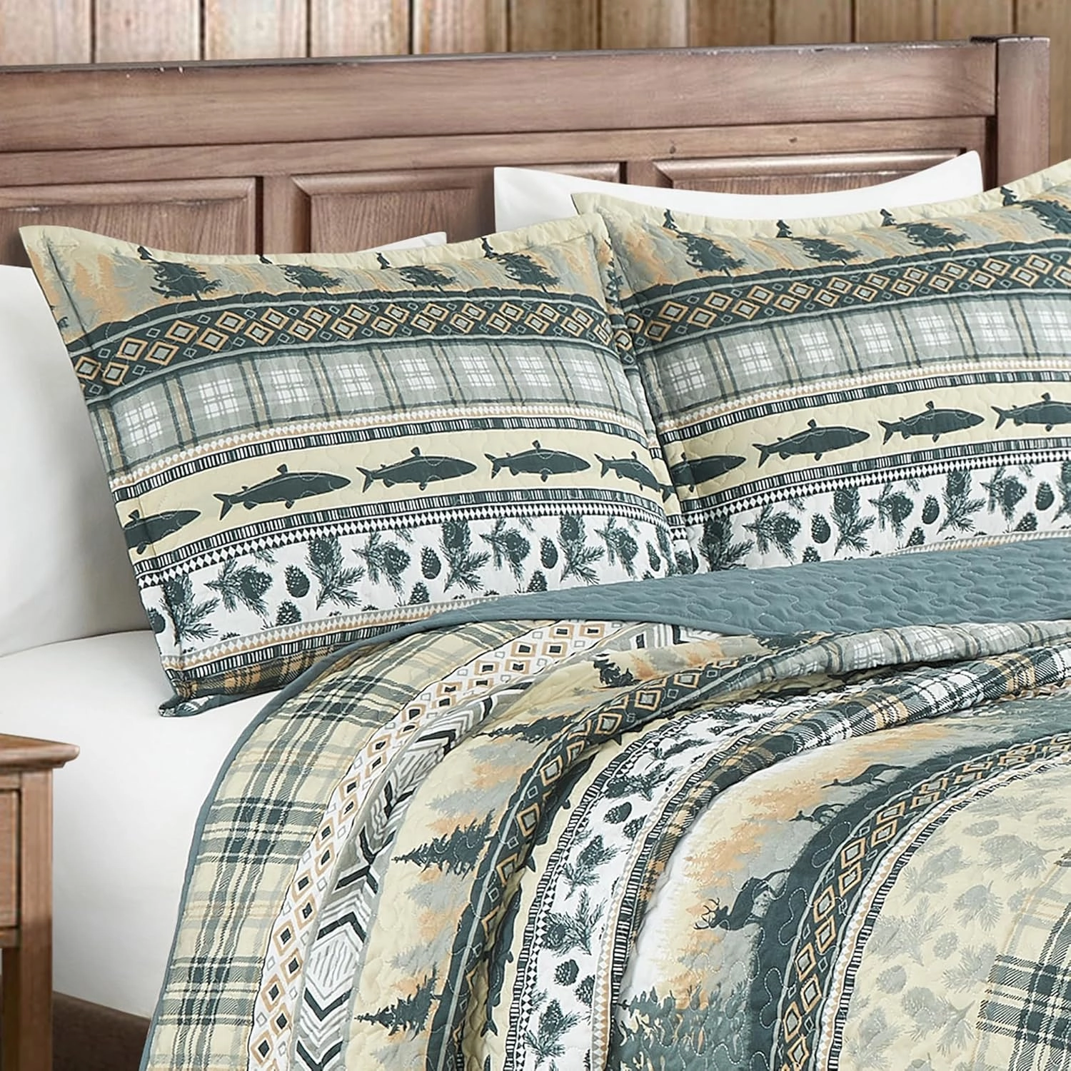 Chezmoi Collection Lake 3-Piece Lodge Quilt Set Queen - Multicolor Pine Tree Fish Deer Explorer Mountain Printed Microfiber Lightweight Bedspread Set for All Season