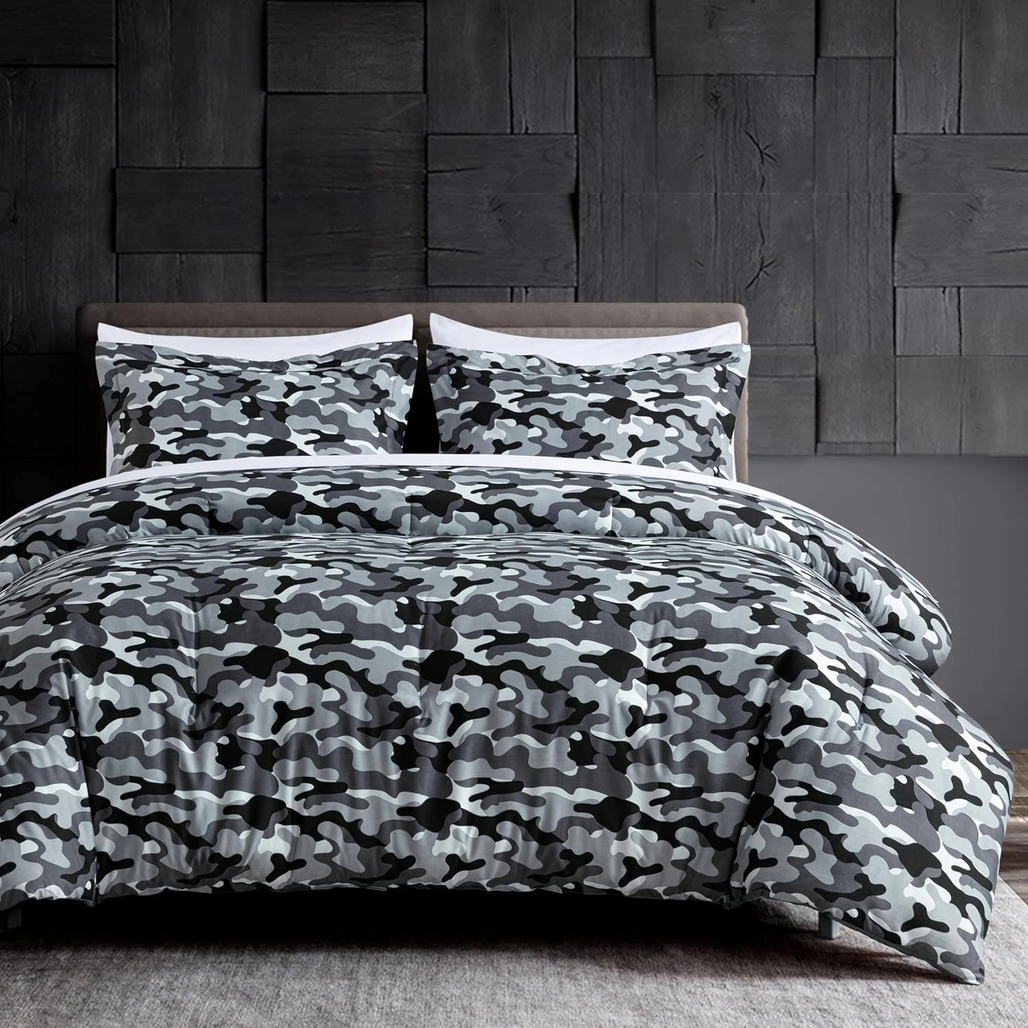 Chezmoi Collection Soft Microfiber Printed Military Camo Bedding Set 3-Piece Black Gray Camouflage Comforter Set, Queen Size