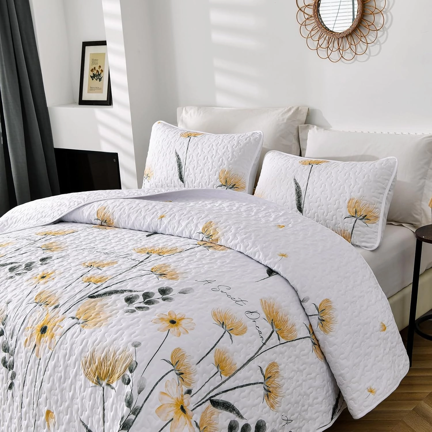 Dinjoy Floral Quilt Set California King Size,Yellow Flower Bedspread Farmhouse Bedding Soft Lightweight Summer Quilts 3 Piece White Oversized Bedspreads Bed Sets (Cal King,110"x96")