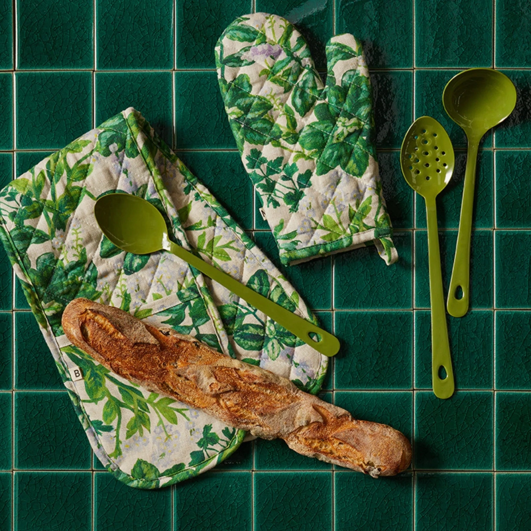 ENAMEL KITCHEN SET | Sage