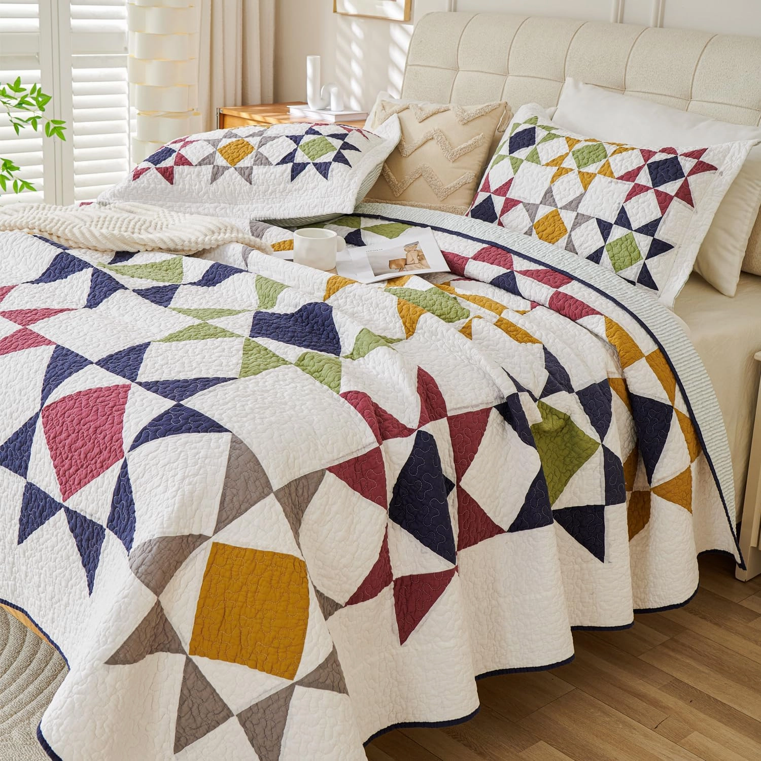 EVENHUG 100% Cotton Real Patchwork Quilt Queen Size Lightweight Bedspread Coverlet Bedding Set Reversible Bed Cover with Pillow Shams for All Seasons 3 Pieces (90"X90")