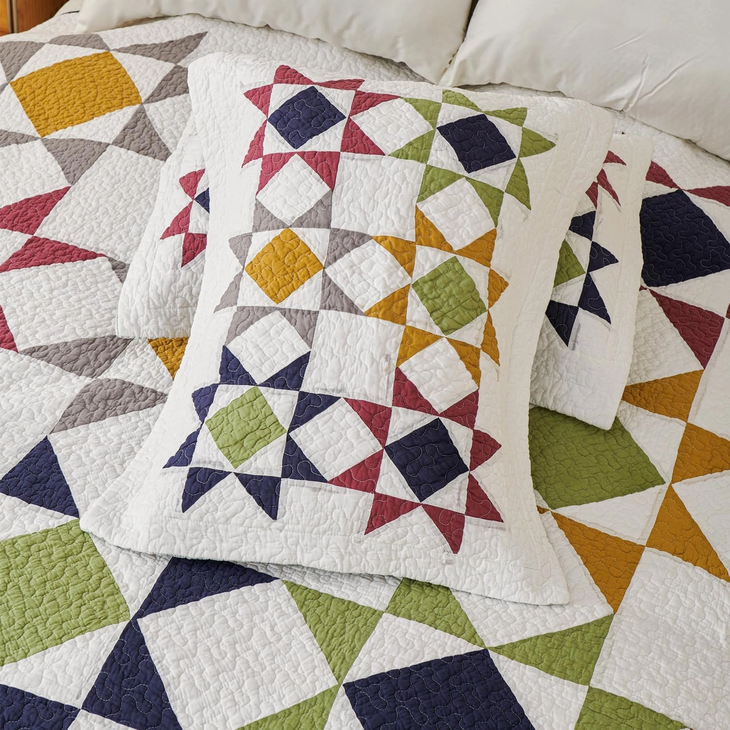 EVENHUG 100% Cotton Real Patchwork Quilt Queen Size Lightweight Bedspread Coverlet Bedding Set Reversible Bed Cover with Pillow Shams for All Seasons 3 Pieces (90"X90")