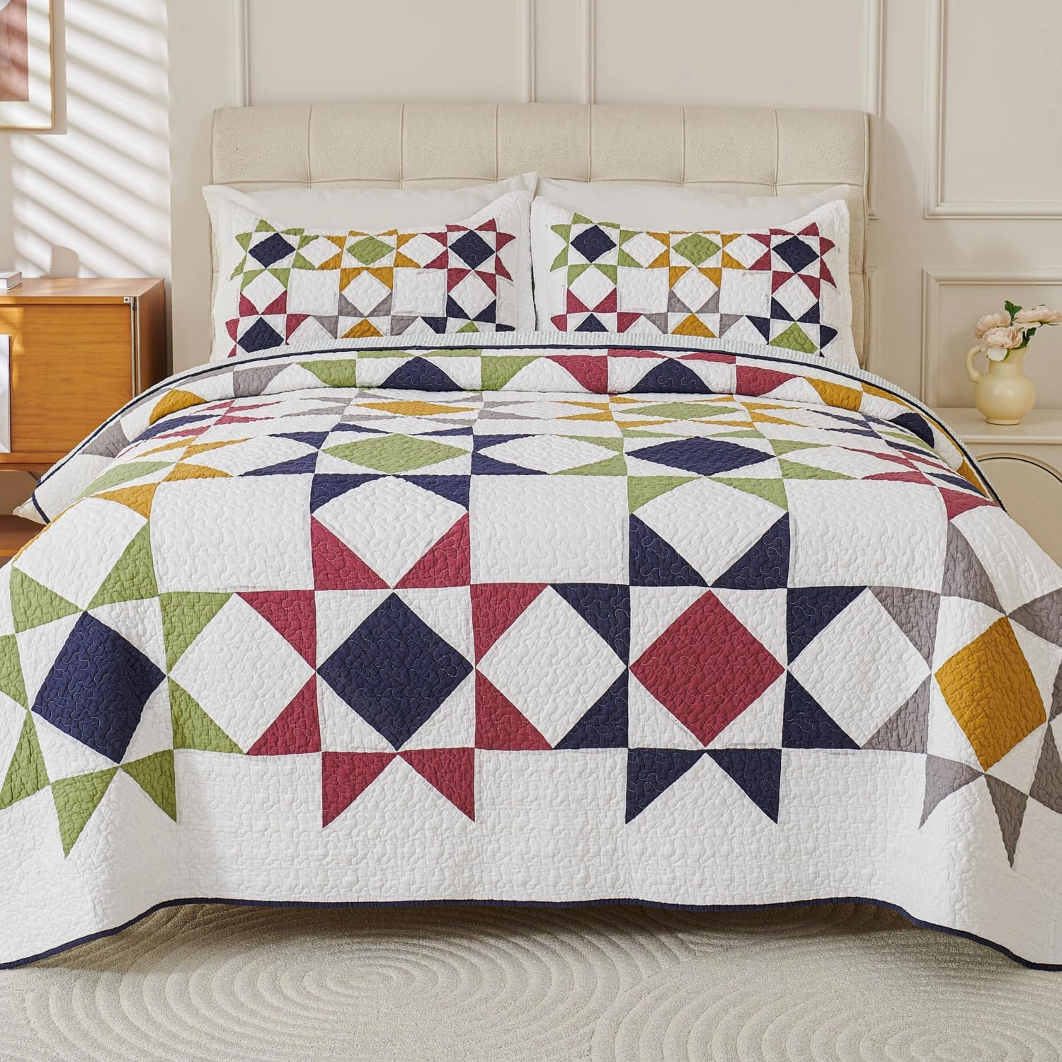 EVENHUG 100% Cotton Real Patchwork Quilt Queen Size Lightweight Bedspread Coverlet Bedding Set Reversible Bed Cover with Pillow Shams for All Seasons 3 Pieces (90"X90")
