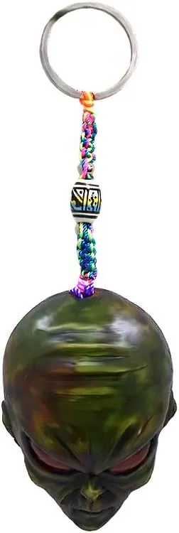 Green Alien Head UFO 3D Figurine Keychain Multicolored Macramé Metal Ring - Handmade Gifts Boho Car Keys Bag Accessories