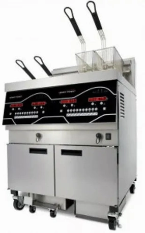 Henny Penny Four Well Open Fryer with Fully Programmable Control System and Press Button Integrated Filtering Technology EEE 144-FFFF.