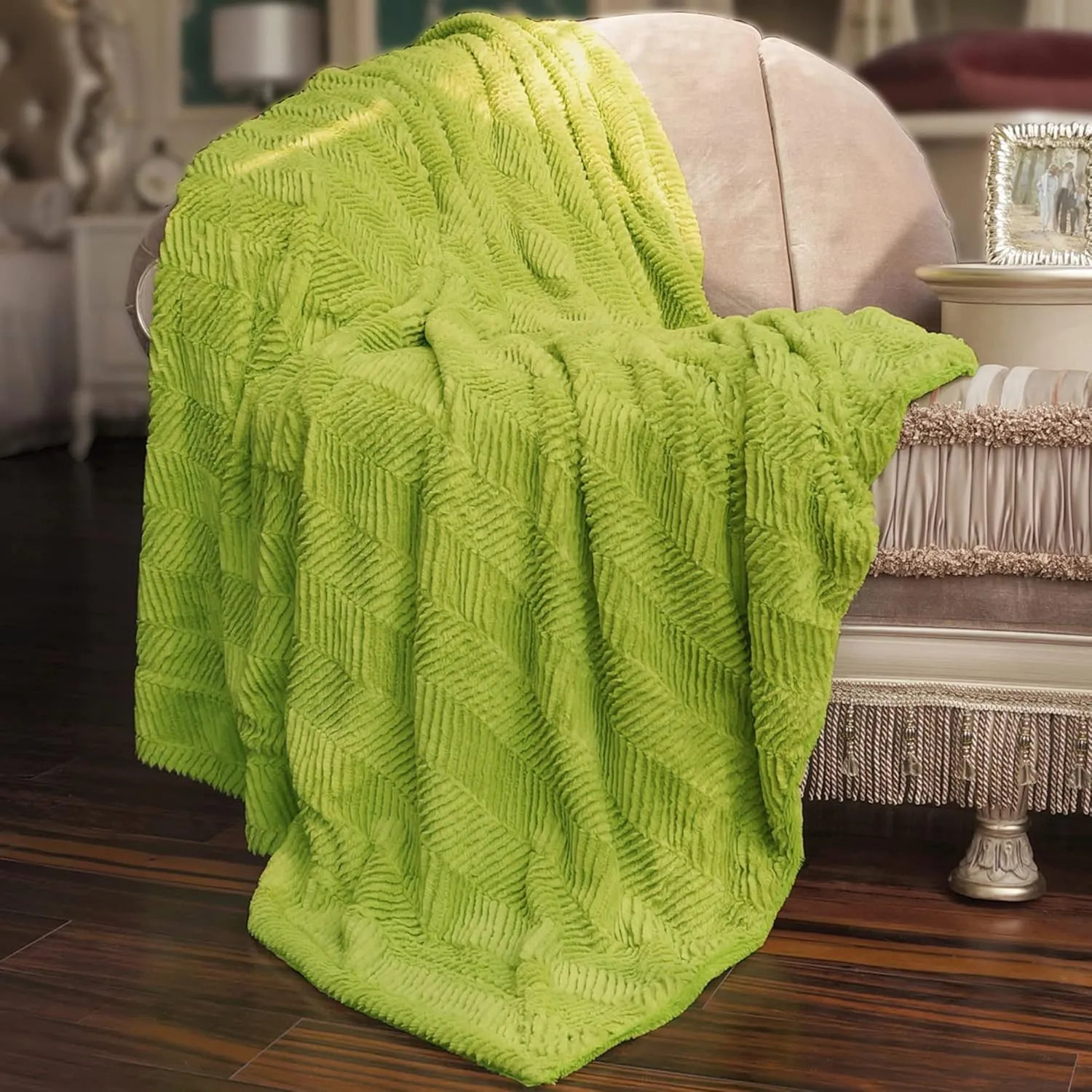 Home Soft Things Green Herringbone Brushed Throw Blanket, 60'' x 80'', Dark Citron, Lightweight Fluffy Plush Comfy Cozy Couch Bed Covers Suitable for Kids Adults Friends Home Décor