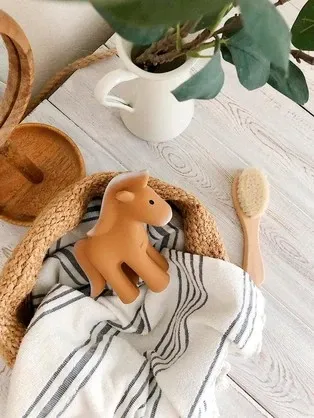 HORSE - NATURAL RUBBER RATTLE & BATH TOY
