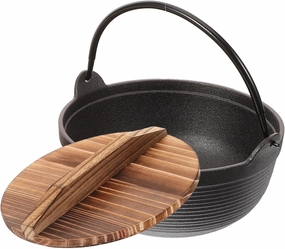Japanese Style Nonstick Iron Cooking Pot with Wooden Lid Outdoor Picnic Cookware for Soup Stew and Hot Pot Ergonomic Design for Easy Handling and Cleaning
