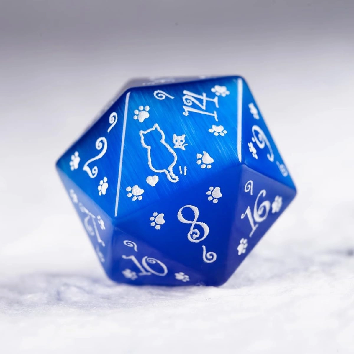 LANGWEI D20,D&D Dice Set Dungeons and Dragons Dice, Pretty Cat Theme Blue Opal Polyhedral Dice Set for Table Games, TRPG, Role Playing Dice Games, Creative Gifts