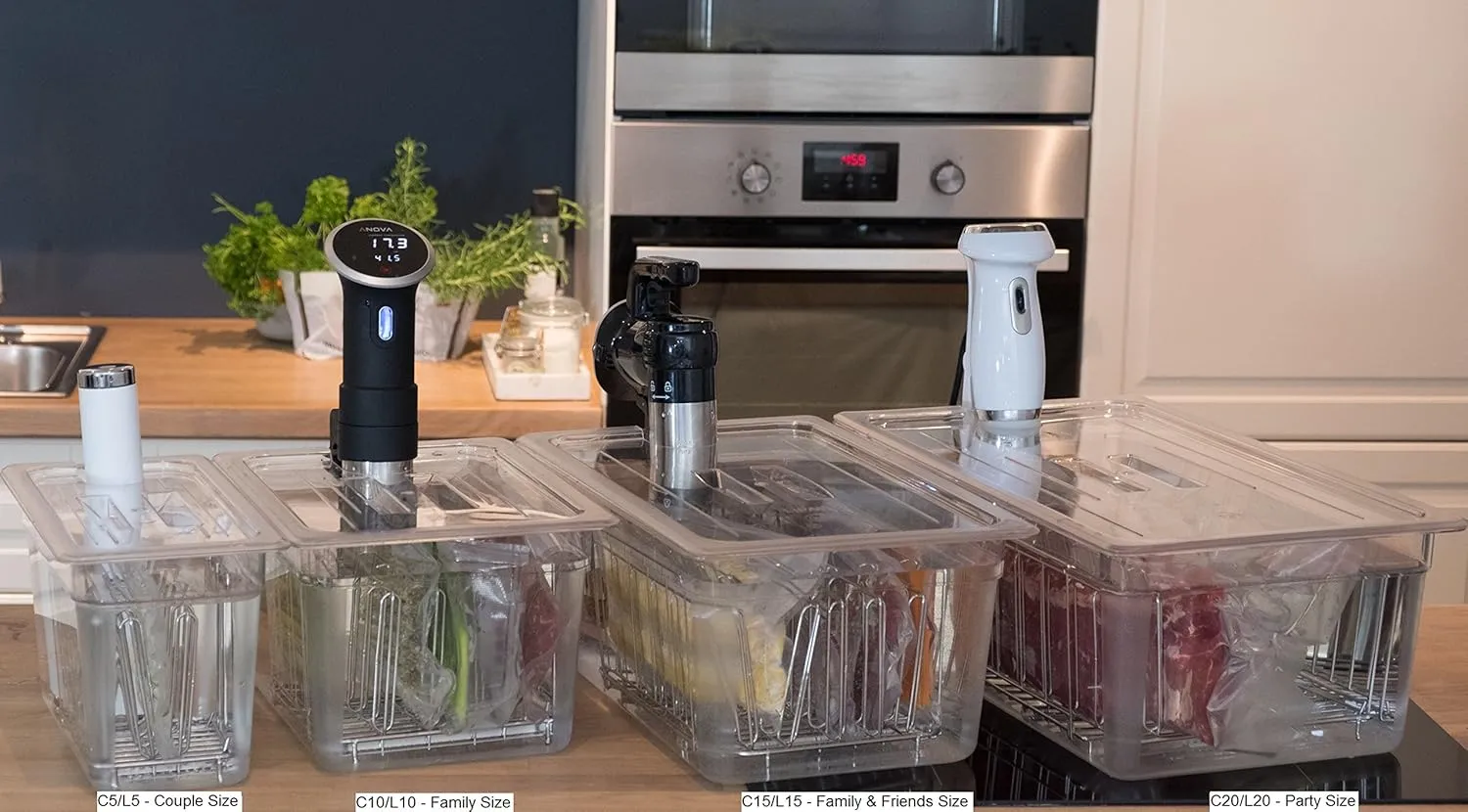 LIPAVI C20L-PCR Lid for LIPAVI C20 Sous Vide Container, with precision cut-out for the PolyScience Professional immersion circulator