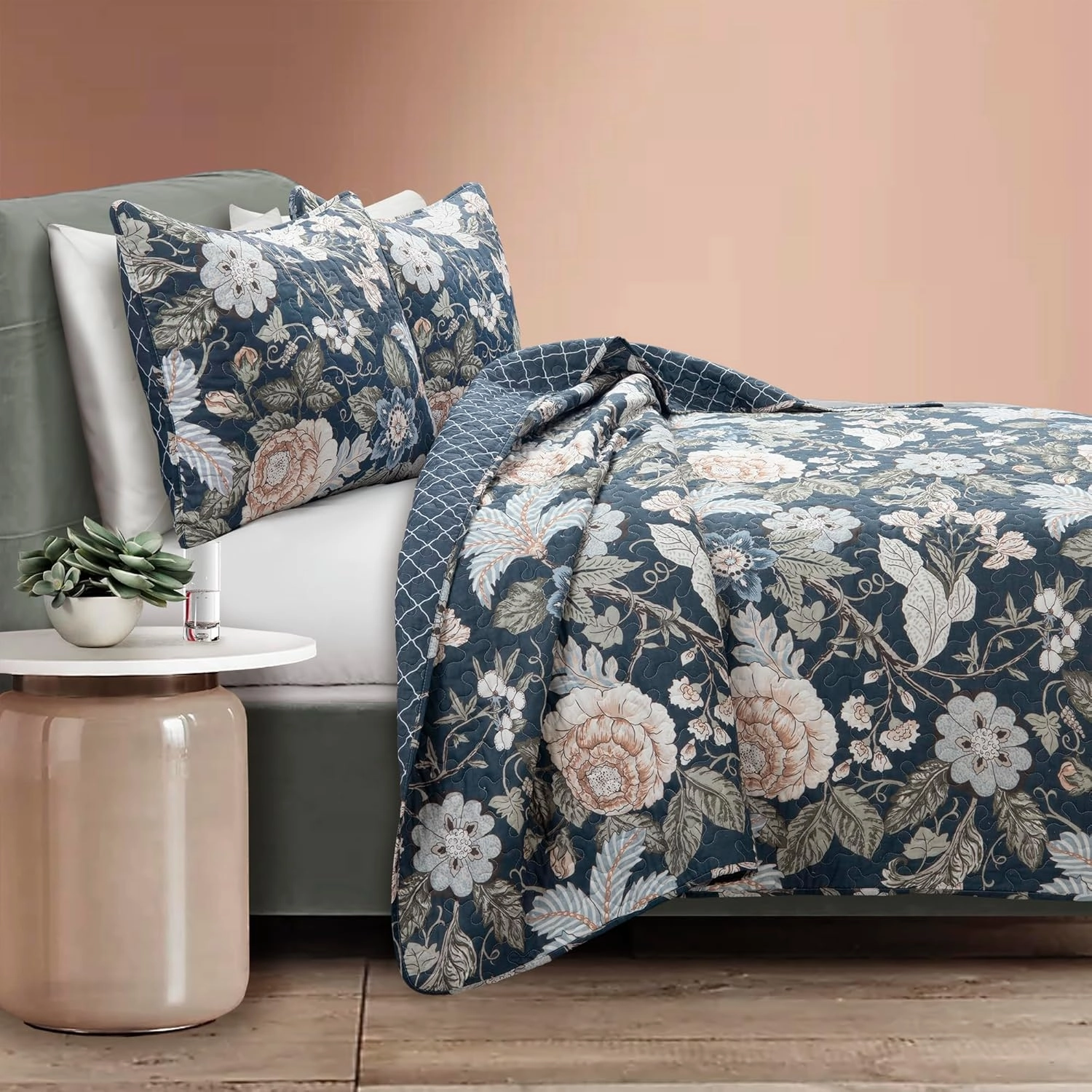 Lush Decor Sydney Reversible Cotton Quilt Navy/Multi 3 Piece Set Full/Queen - Soft Lightweight Printed Floral Bedding Set for All Season