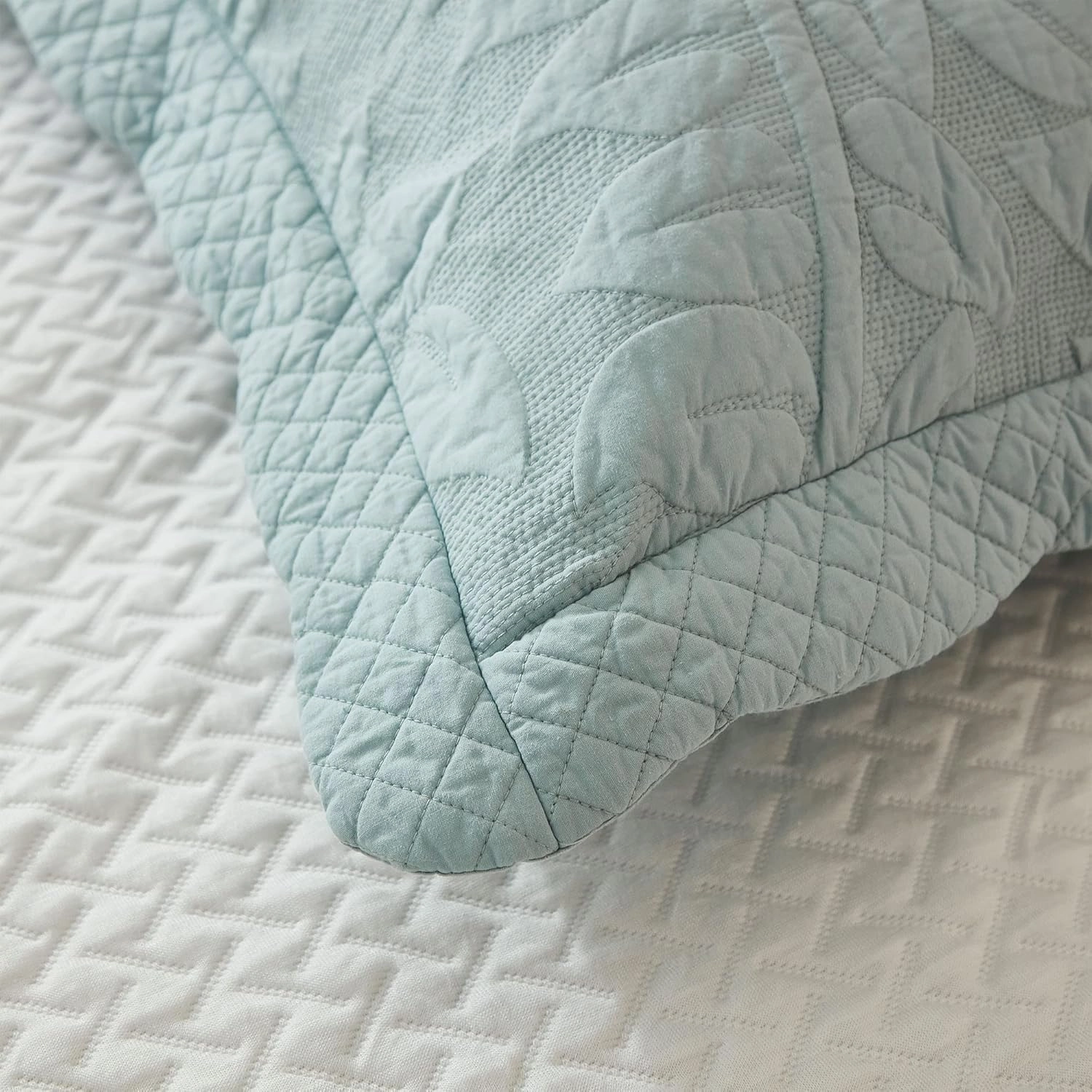 MarCielo 3-Piece 100% Cotton Oversized Bedspread Lightweight Quilt Coverlet Embroidery Farmhouse Bedding Set T0 (Aruba Blue, Queen (100"x106"))