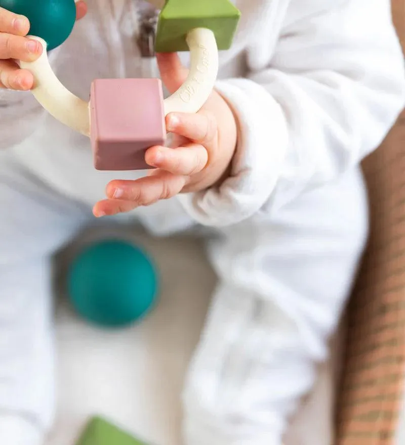Oli & Carol Teething Ring - Soft Colors