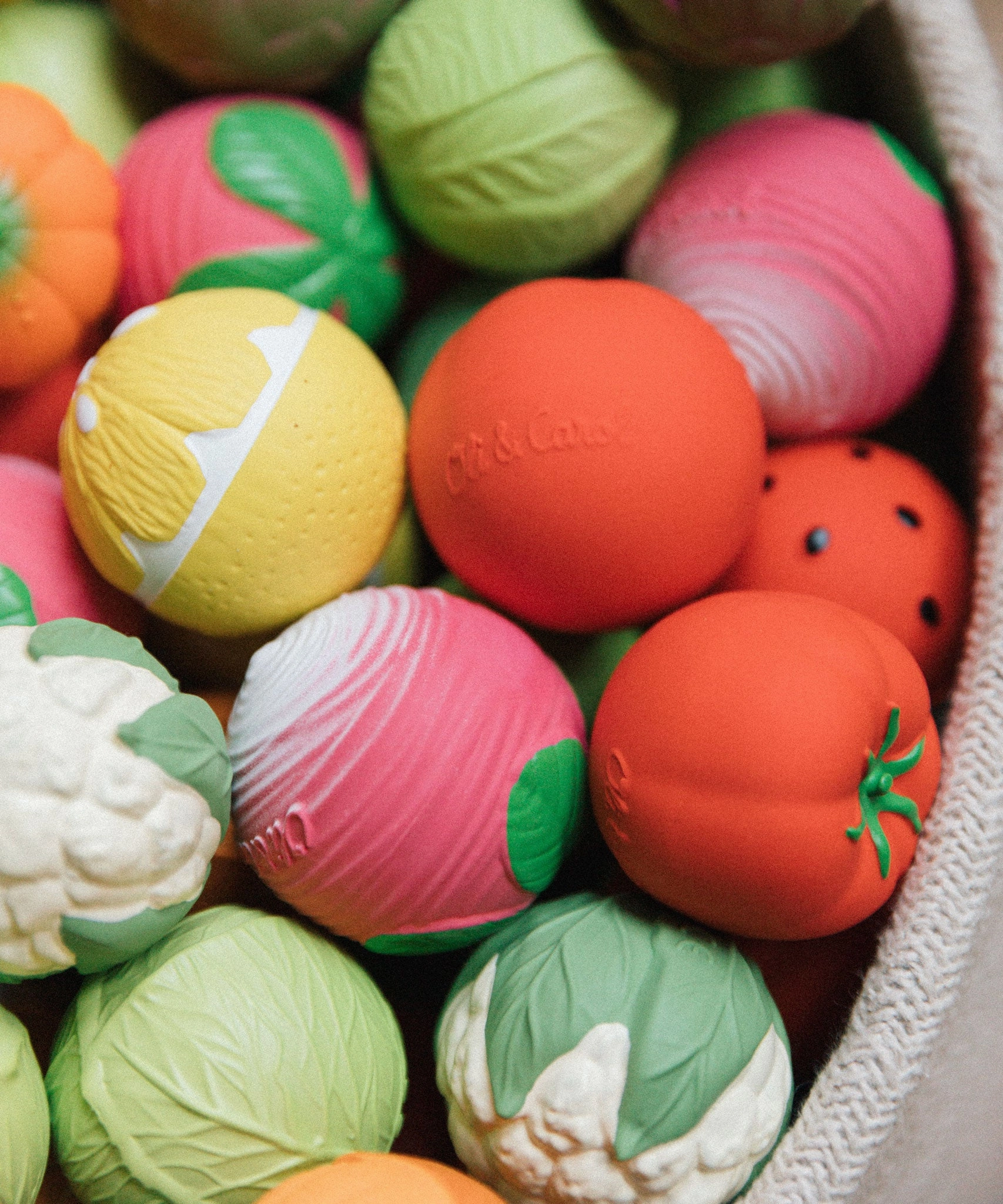 Oli & Carol Baby Sensory Balls - Fruit Salad