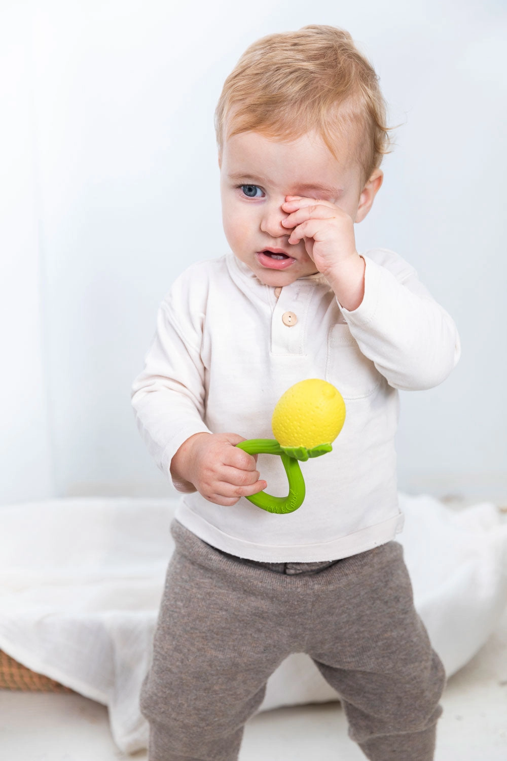 Oli & Carol Lemon Rattle Teether