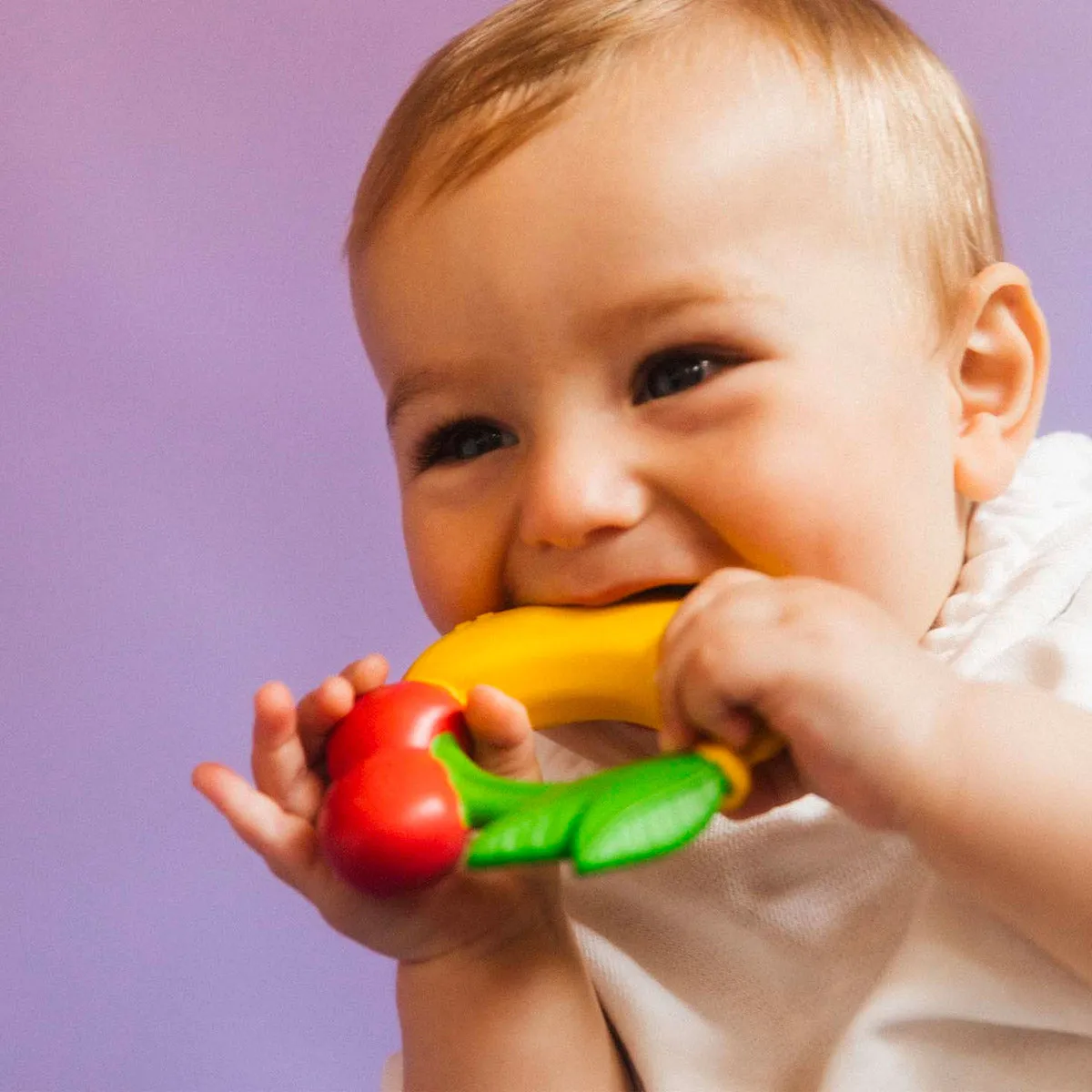 Oli&Carol teething ring, fruit