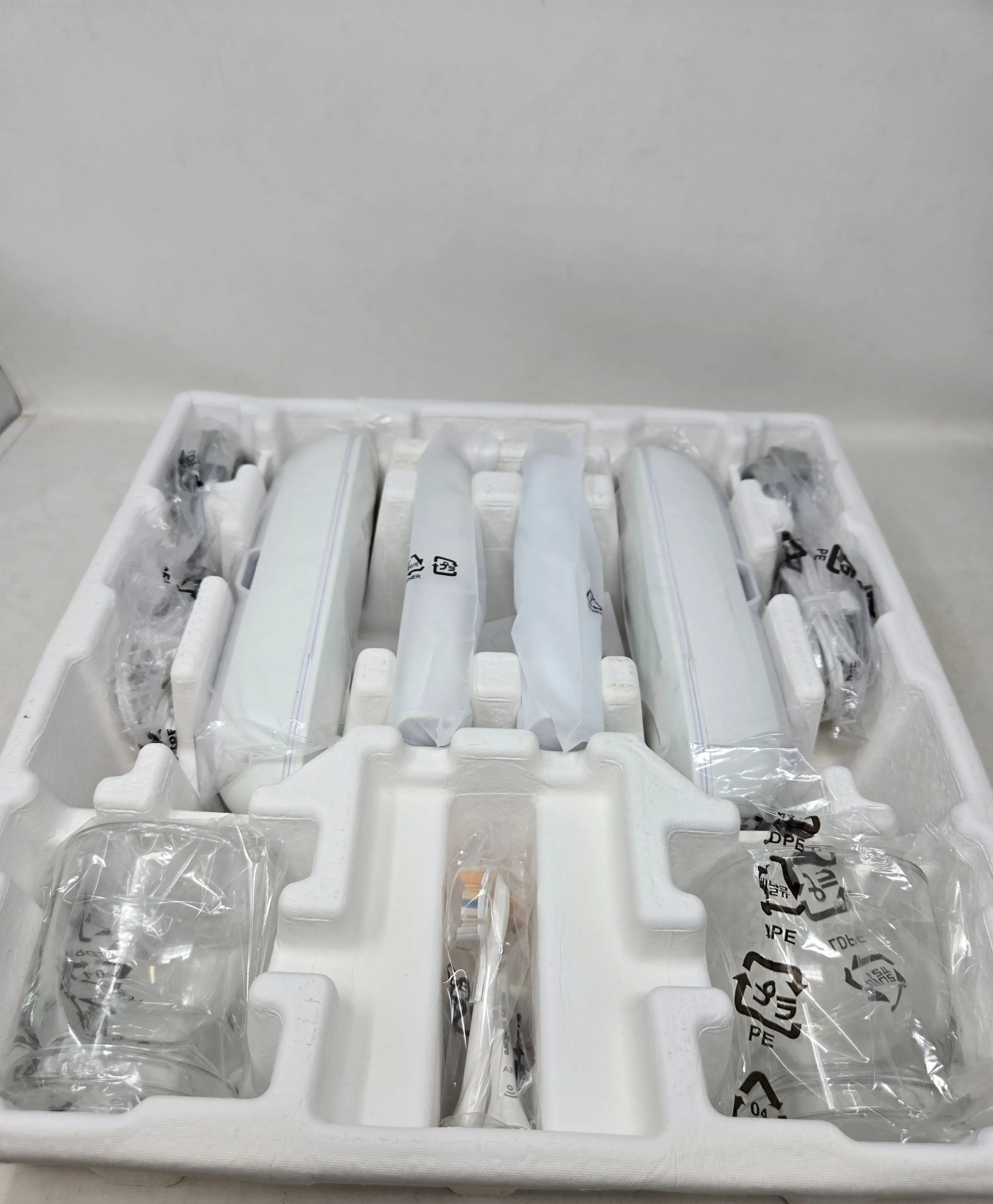 Philips Sonicare Diamond Clean Electric Toothbrush 2 Pack AP44