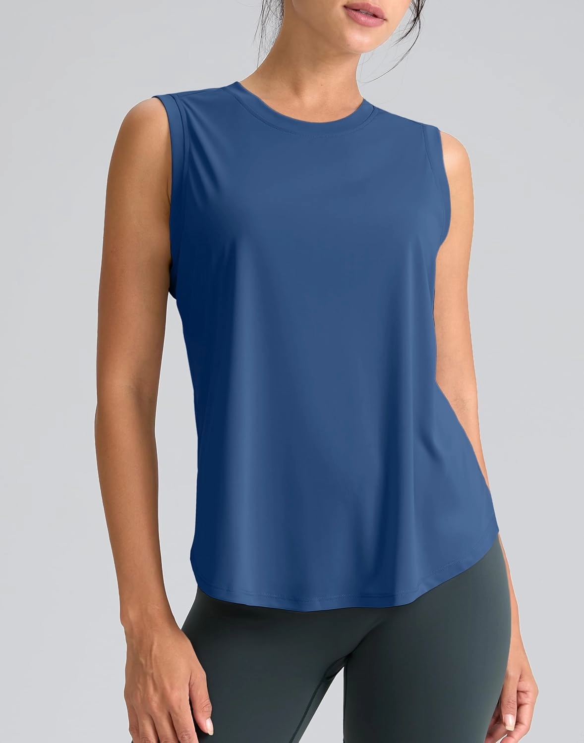 SANTINY Women's Sleeveless Workout Tops Breathable Lightweight Active Tennis Yoga Shirts Athletic Running Tank Tops for Women