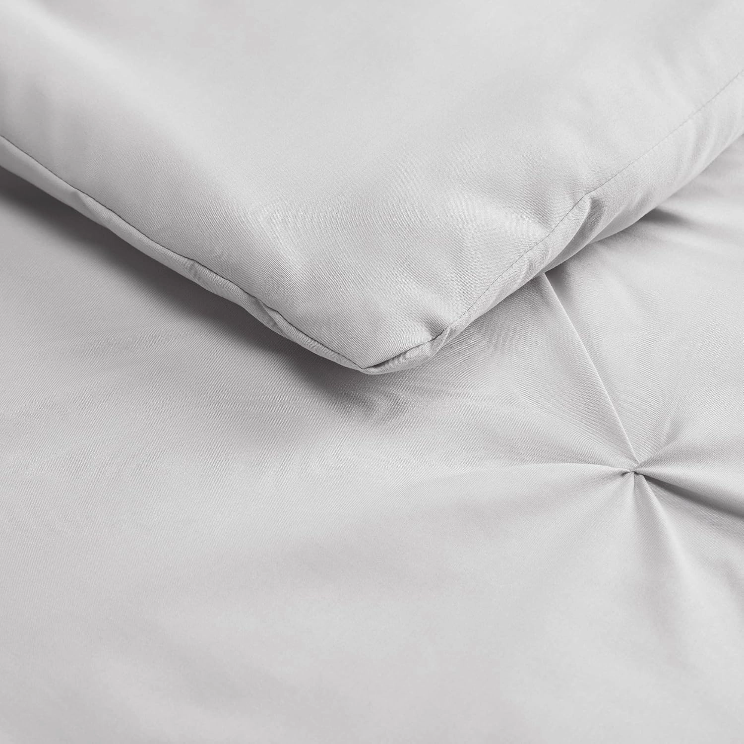 SERTA Simply Clean Soft Lightweight Pleated 3 Piece Hypoallergenic Comforter Set, Full/Queen, Grey