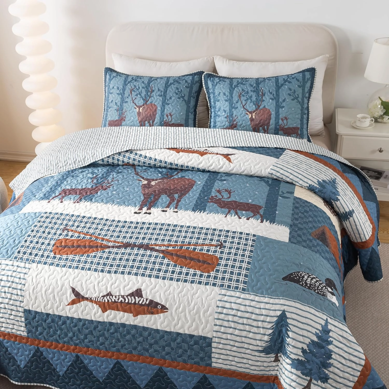 Soul & Lane True North Fish Quilt Set - King Size with 2 Shams, Rustic Cabin Bedding with Wildlife and Outdoor Nature Theme, Lodge Quilted Bedspread with Moose and Duck for Lake House & Hunting Decor