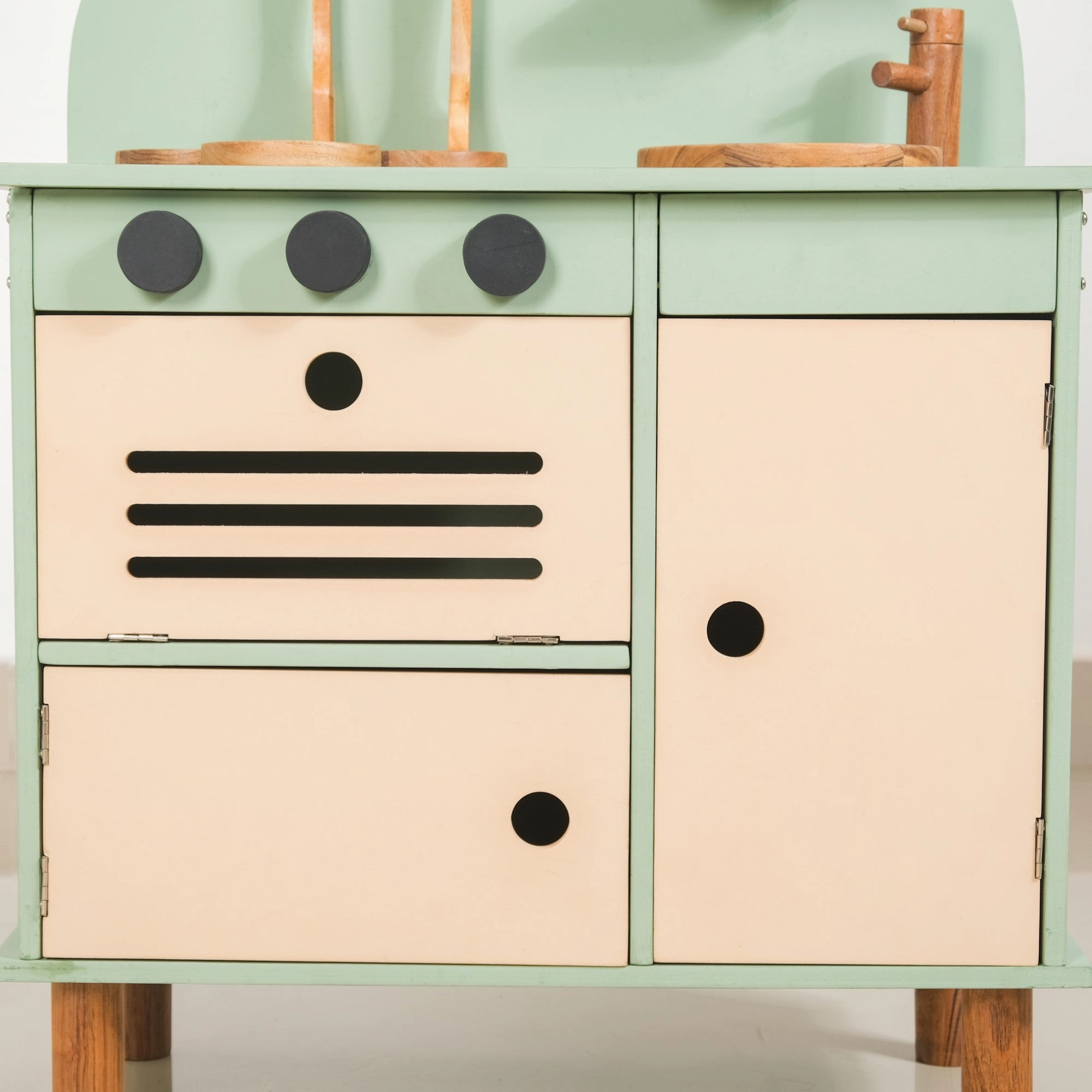Stimulation Wooden Play Kitchen Set With Utensils