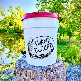 The Original Swamp Bucket Electric Seafood Boiler - 5 Gallon Capacity Crab/Crawfish Cooker with Safety Lid - Indoor/Outdoor Use (White)