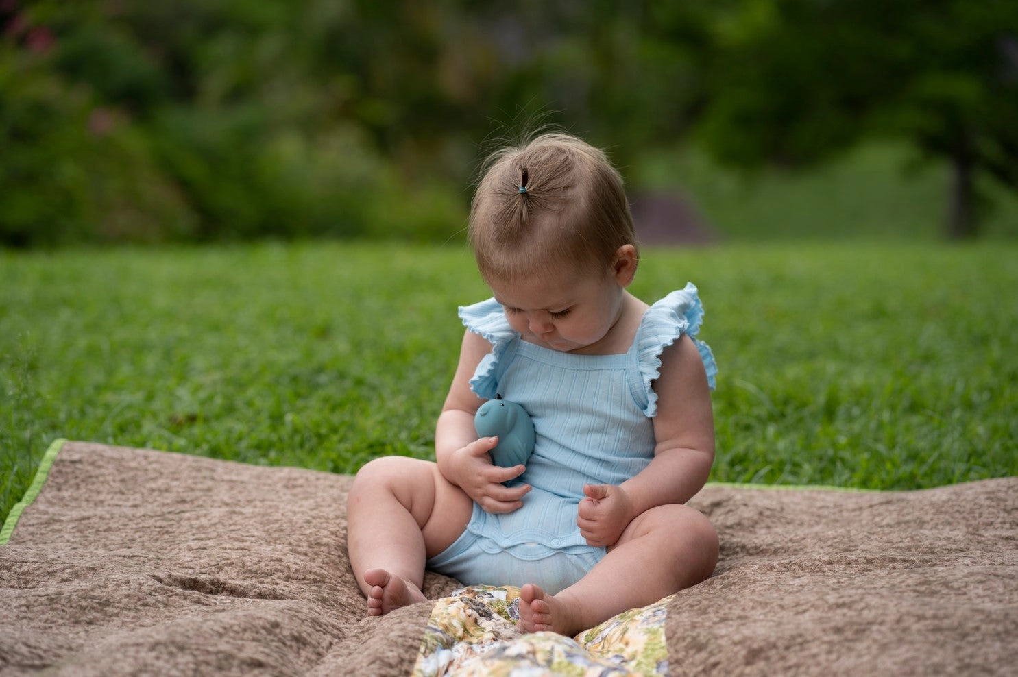 Tikiri Garden Animals - Bird Teether and Rattle Toy, GIFT BOX