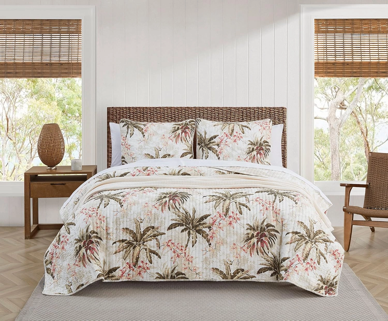 Tommy Bahama - Quilt Set, Reversible Cotton Bedding with Matching Shams, Lightweight Home Decor for All Seasons (Bonny Cove Ivory, King), Green/Orange/Beige