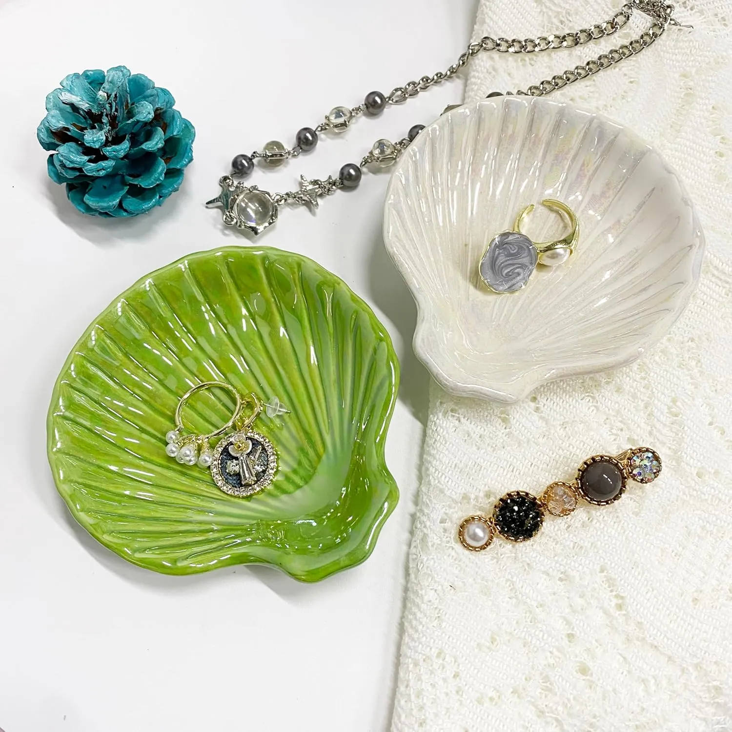 Trinket Dish Shell, Ceramic Jewelry Dish Seashell, Seashell Shape Jewelry Holder Plate for Rings Earrings Necklaces Bracelet, Decorative Tray for Mom Friend Sister, 3.9", Green Iridescent Surface