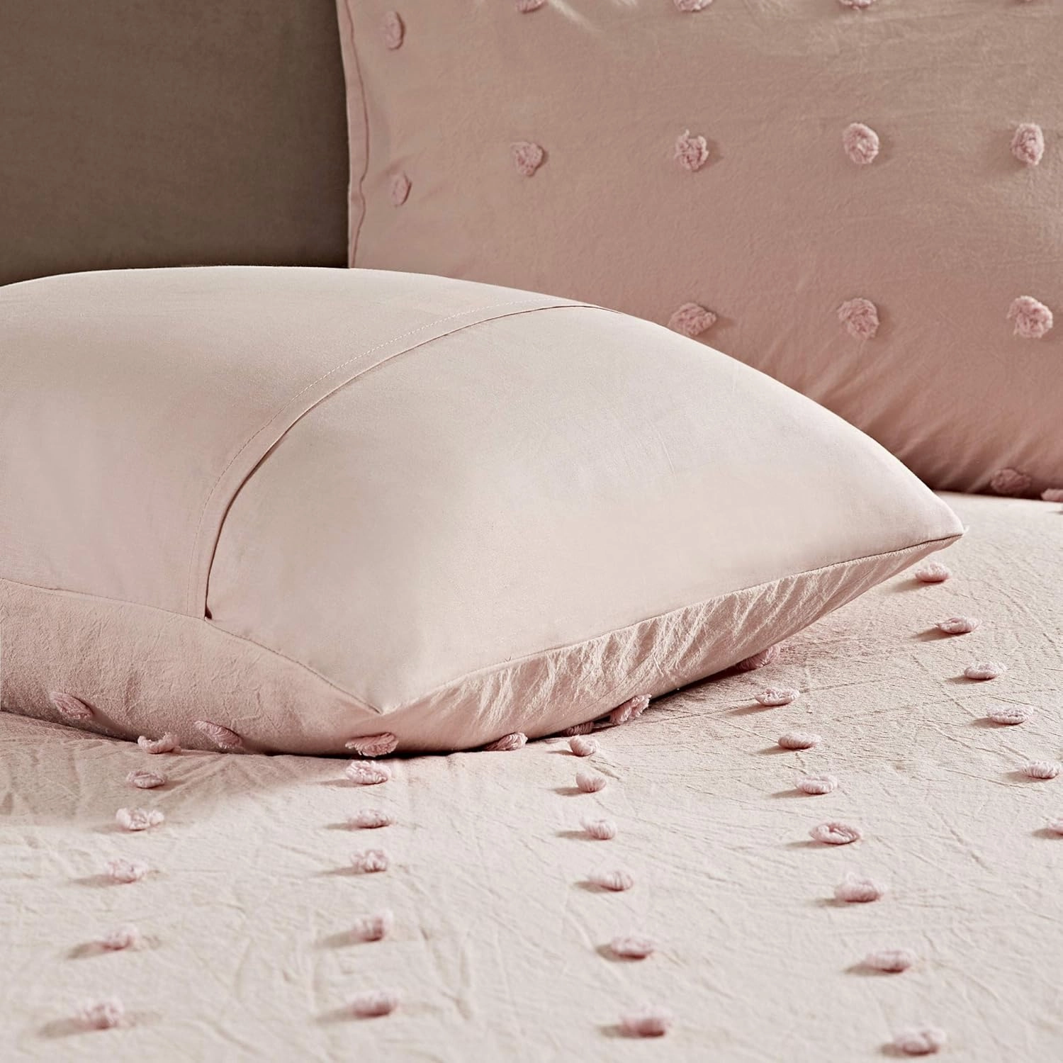Urban Habitat Cotton Comforter Set Pink Jacquard Tufts Pom Pom Shabby Chic Boho Comforter Set Queen All Season Bedding Winter Beddys, Matching Shams, Decorative Pillows, Full (88 in x 92 in), 7 Piece