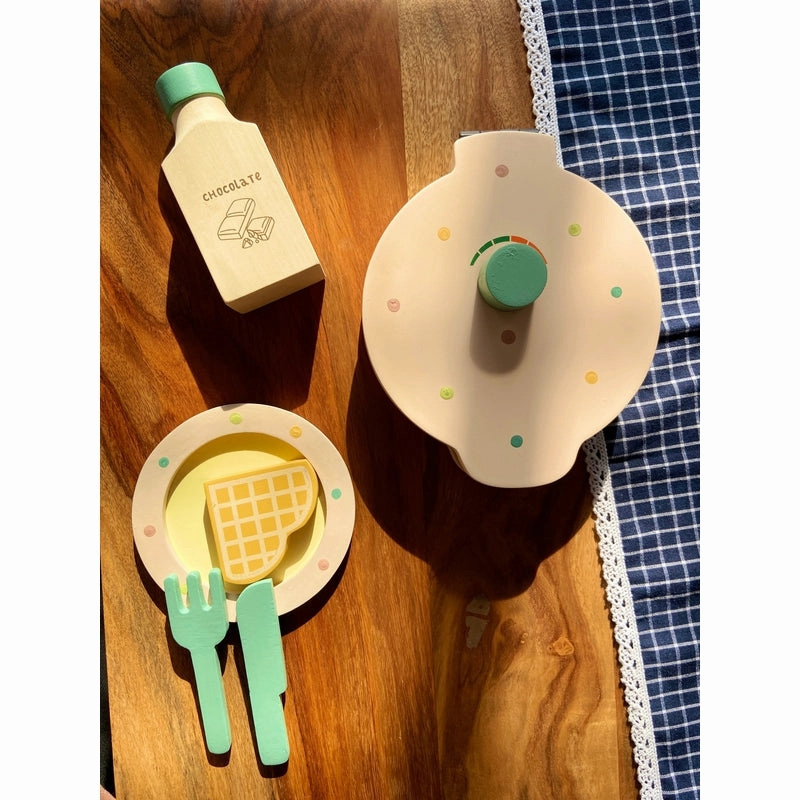 Wooden Sweet Treat Waffle Maker Toy Set - Green (3-7 Years)